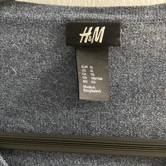 Sweater - Picture 2 of 2